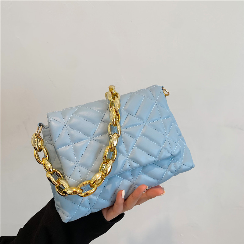 Small Bag Women's Fashion All-Match Diamond Underarm Envelope Package 2022 New Chain Shoulder Crossbody Small Square Bag Wholesale