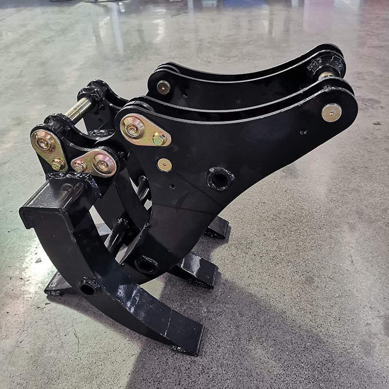 小型挖掘机属具 橡胶履带挖掘机抓木器属具挖掘机各种配件大全