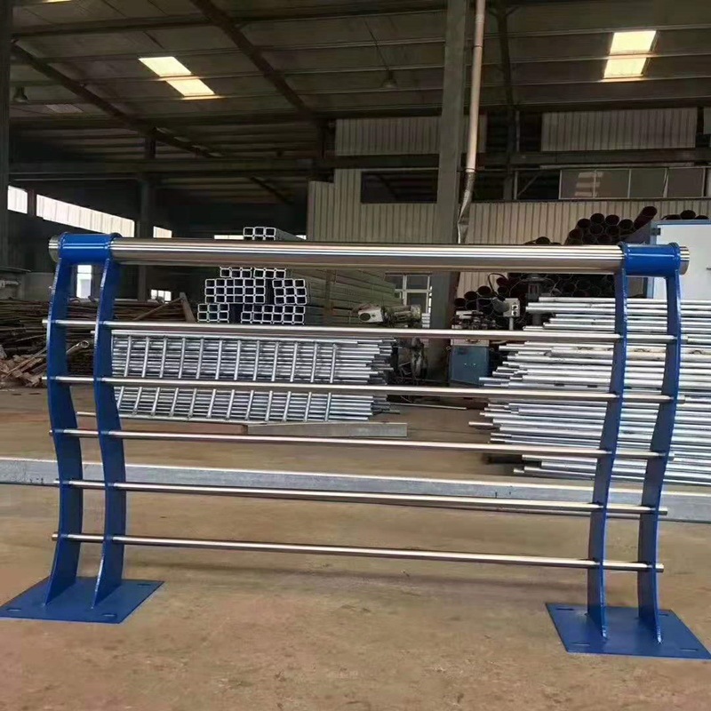 不锈钢复合管防撞桥梁护栏 道路河道临边隔离护栏杆 防撞桥梁护栏