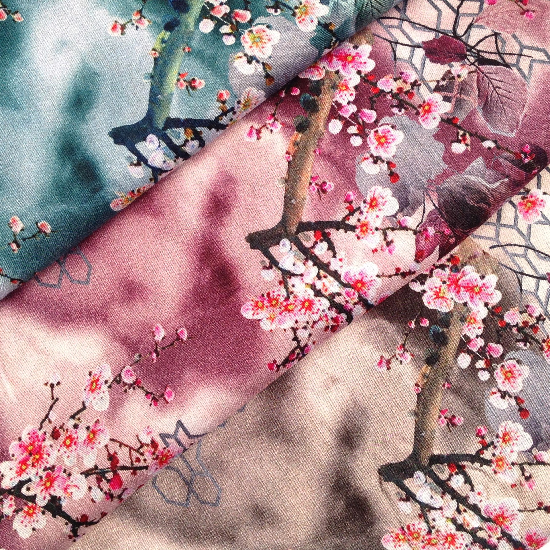 人造棉印花贡缎