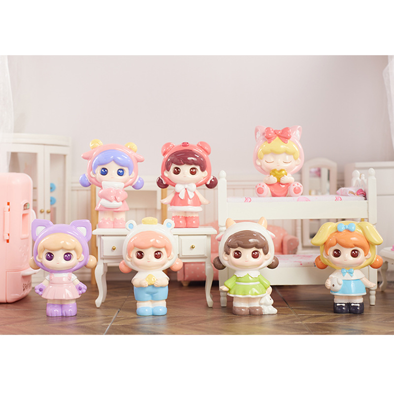 新款午夜派对盲盒潮玩手办摆件抖音同款创意公仔女生同学生日礼物