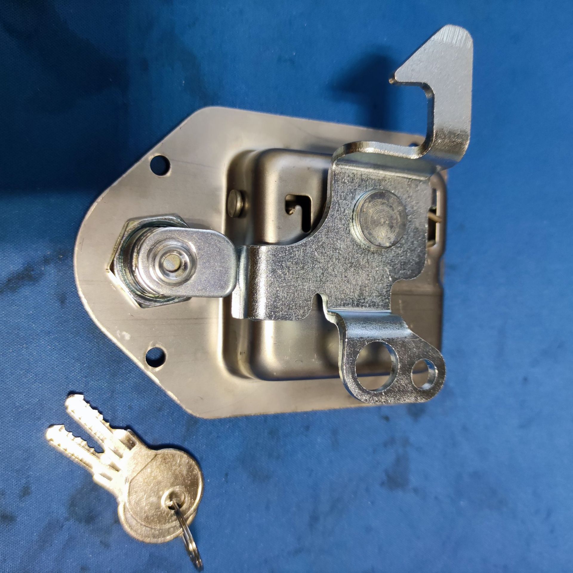 新品不锈钢工程车门锁 车载工具箱钩锁ms866-16s不锈钢小面板钩锁