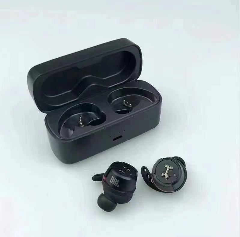 jbl ua streak 安德玛联名款真无线蓝牙耳机运动跑步入耳式防汗水