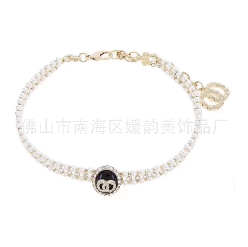 New Classic Style Necklace Women's Classic Fashion Peach Heart Double C Necklace Chanel-Style Rhinestone Pearl Sweater Chain Necklace