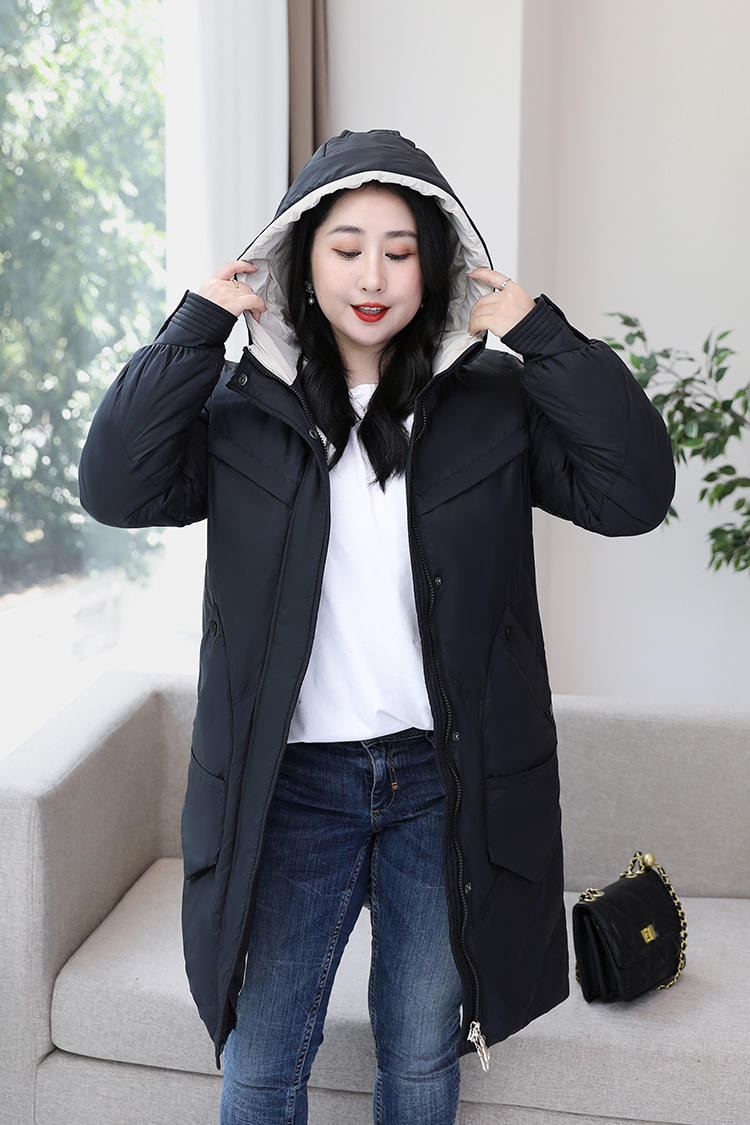大码薄款羽绒服胖妹妹200斤260斤300加大加肥羽绒服年轻款女中长