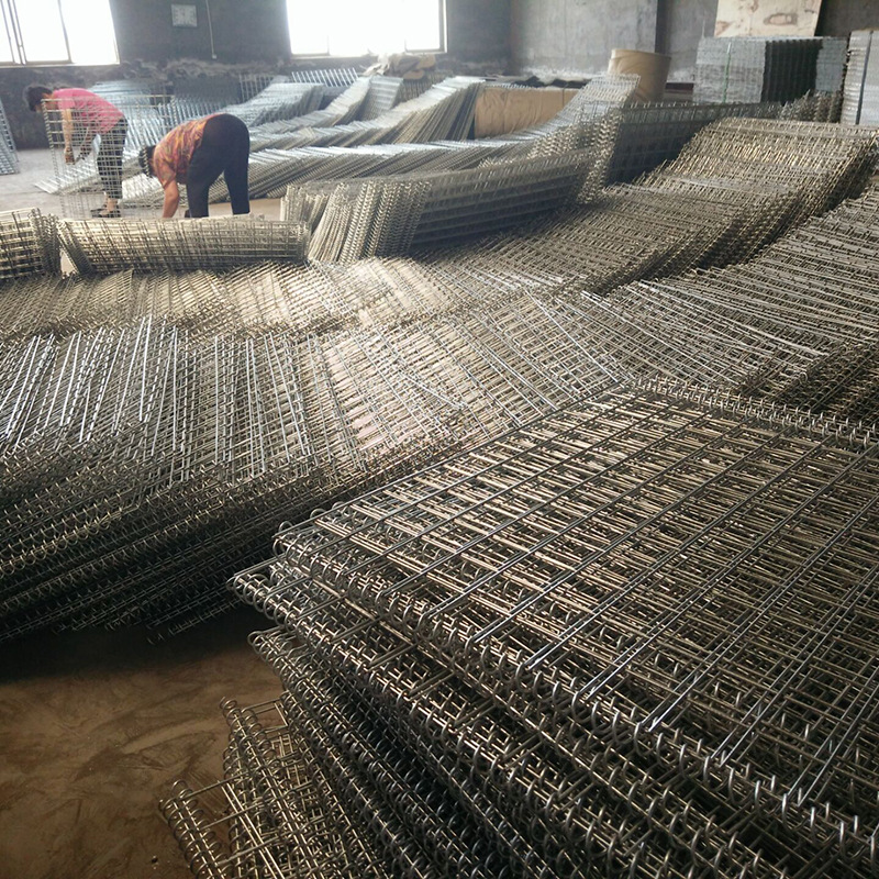 防爆网 护栏网各种 铁丝笼防爆墙电焊网训练基地电焊防爆铁丝笼