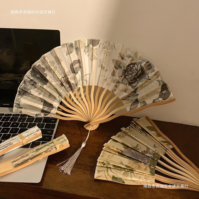 中国风折叠小扇子夏天古风随身携带新中式便携汉服裙