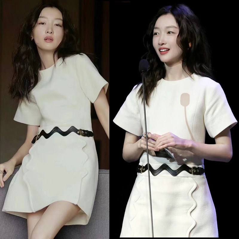 [现货]2024夏周冬雨同款法式圆领白色连衣裙收腰通勤简约短裙