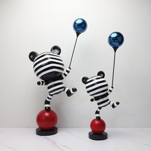 Modern simple striped balloon bear ornament cartoon跨境专供