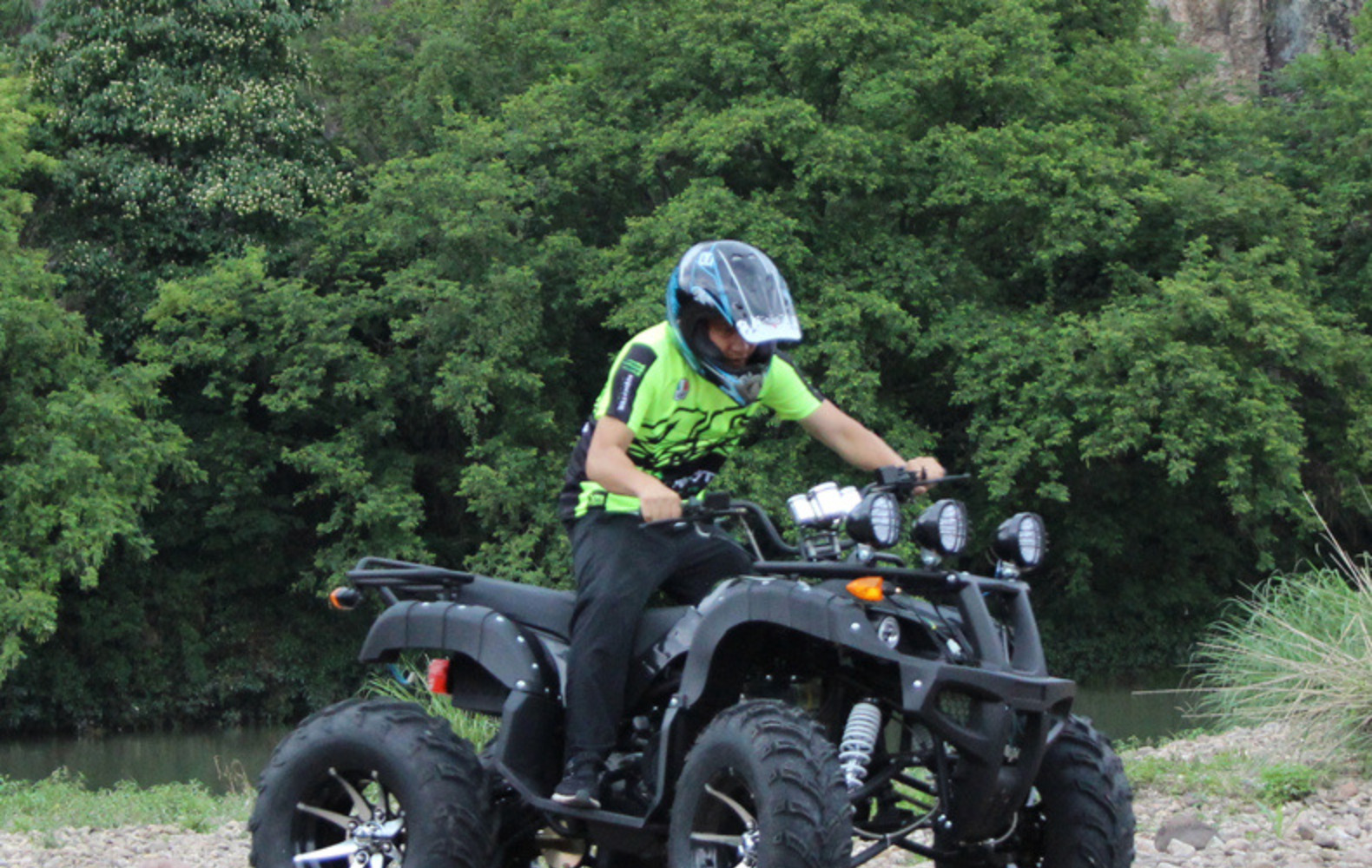 大公牛沙滩车四轮越野摩托车丛林景区全地形车无极防震山地车atv