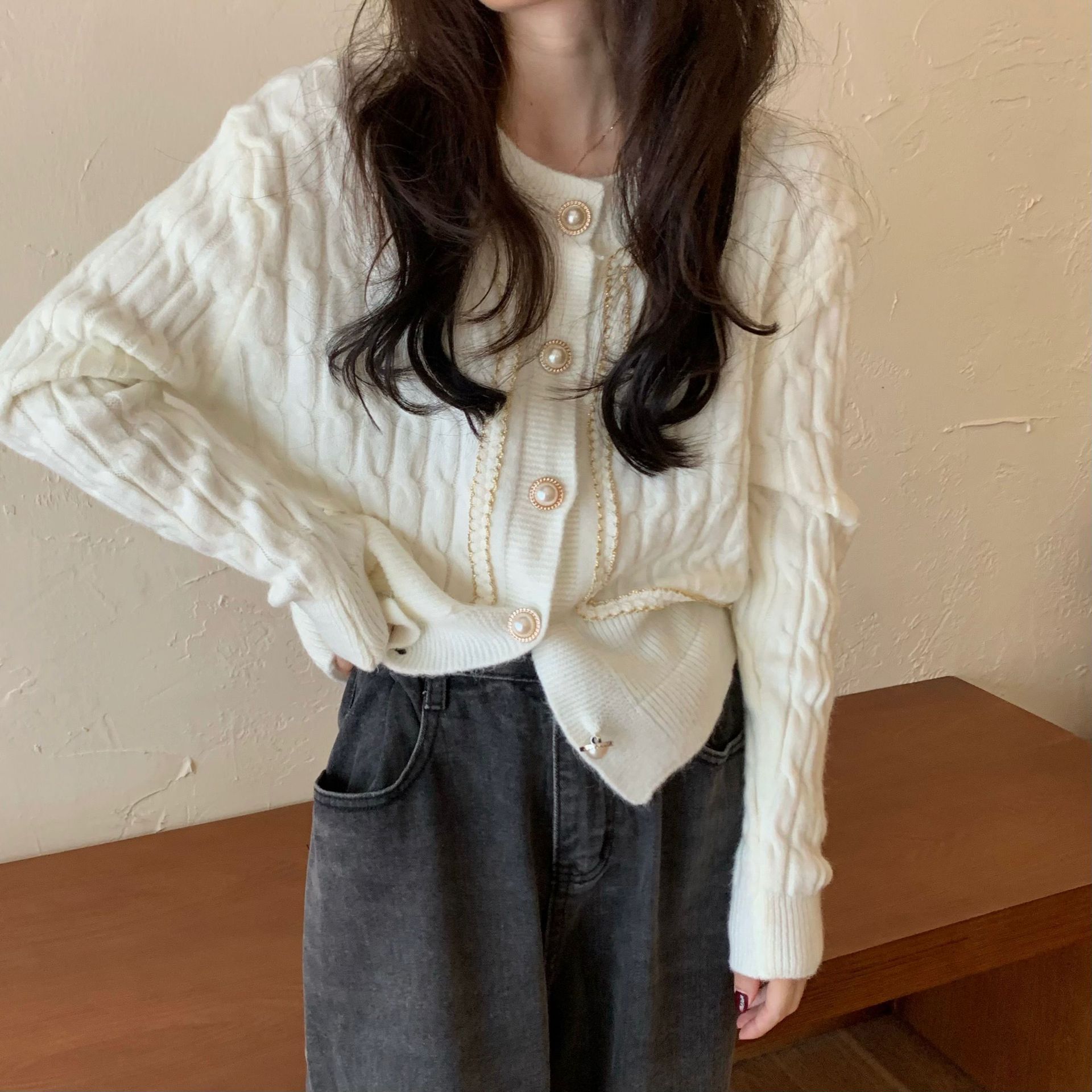 麻花撞色金边开衫毛衣女秋季短款小外套加厚长袖小香风针织衫