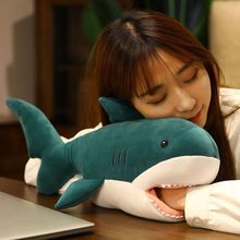 网红鲨鱼卡通午睡枕趴睡办公室小学生桌上午休枕头便携抱枕