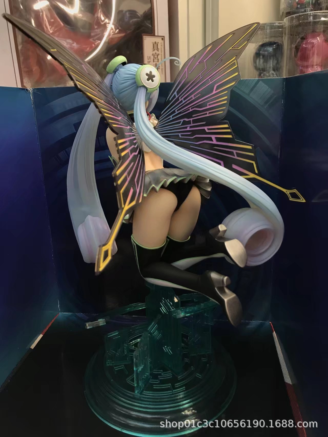 品名:电脑妖精 产品重量: 材质:pvc 包装:牛皮纸箱 泡沫 手办尺寸:26