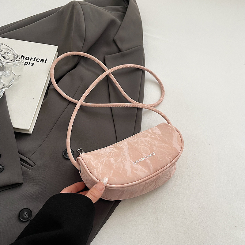 2024新款半圆马鞍包时尚质感圆弧小包包单肩斜跨腋下女包法国小众