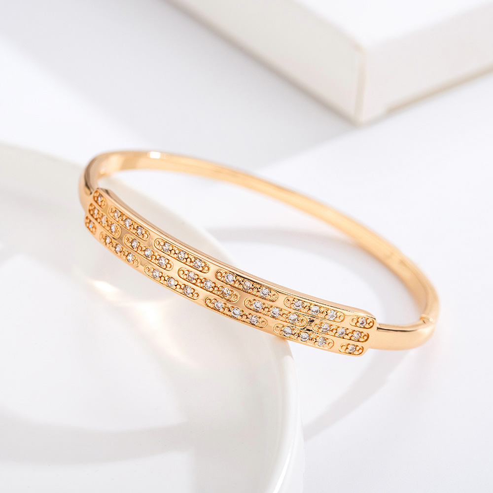 抖音爆款气质轻奢925银满天星手镯女时尚百搭个性小众设计手饰品-阿里