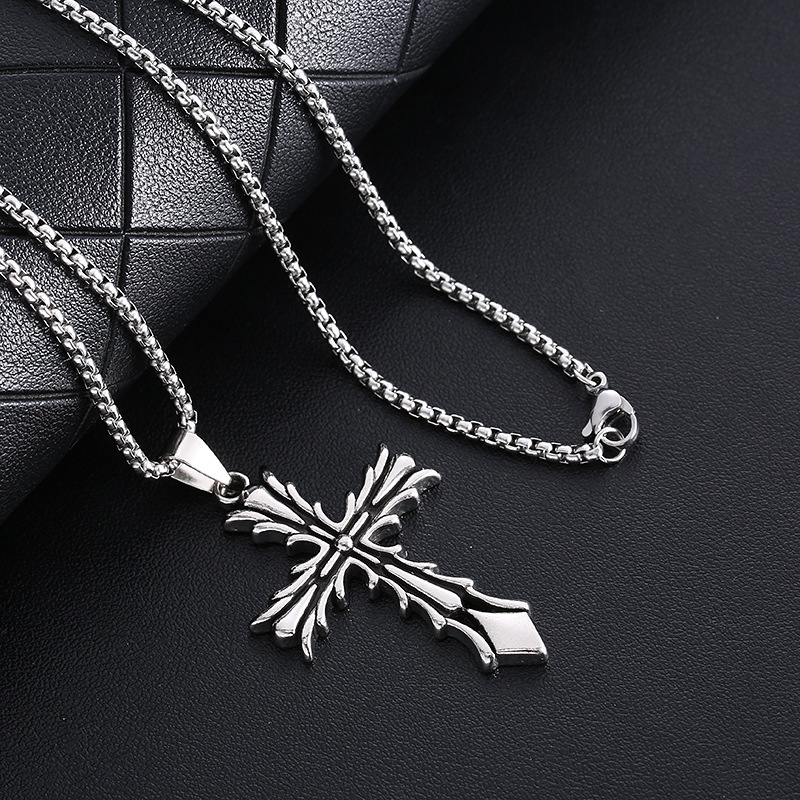 Titanium Steel Hip Hop Creative Vintage Cross Casting Leaf Pendant Titanium Steel Men's and Women's Long Necklace Keychain Pendant