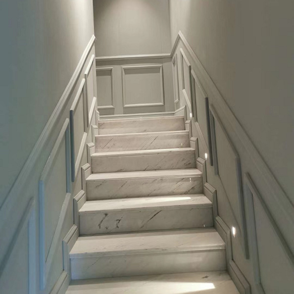 纤维成都走廊简楼梯楼梯安装墙板欧护墙上奢实木护墙板竹纤维侧面