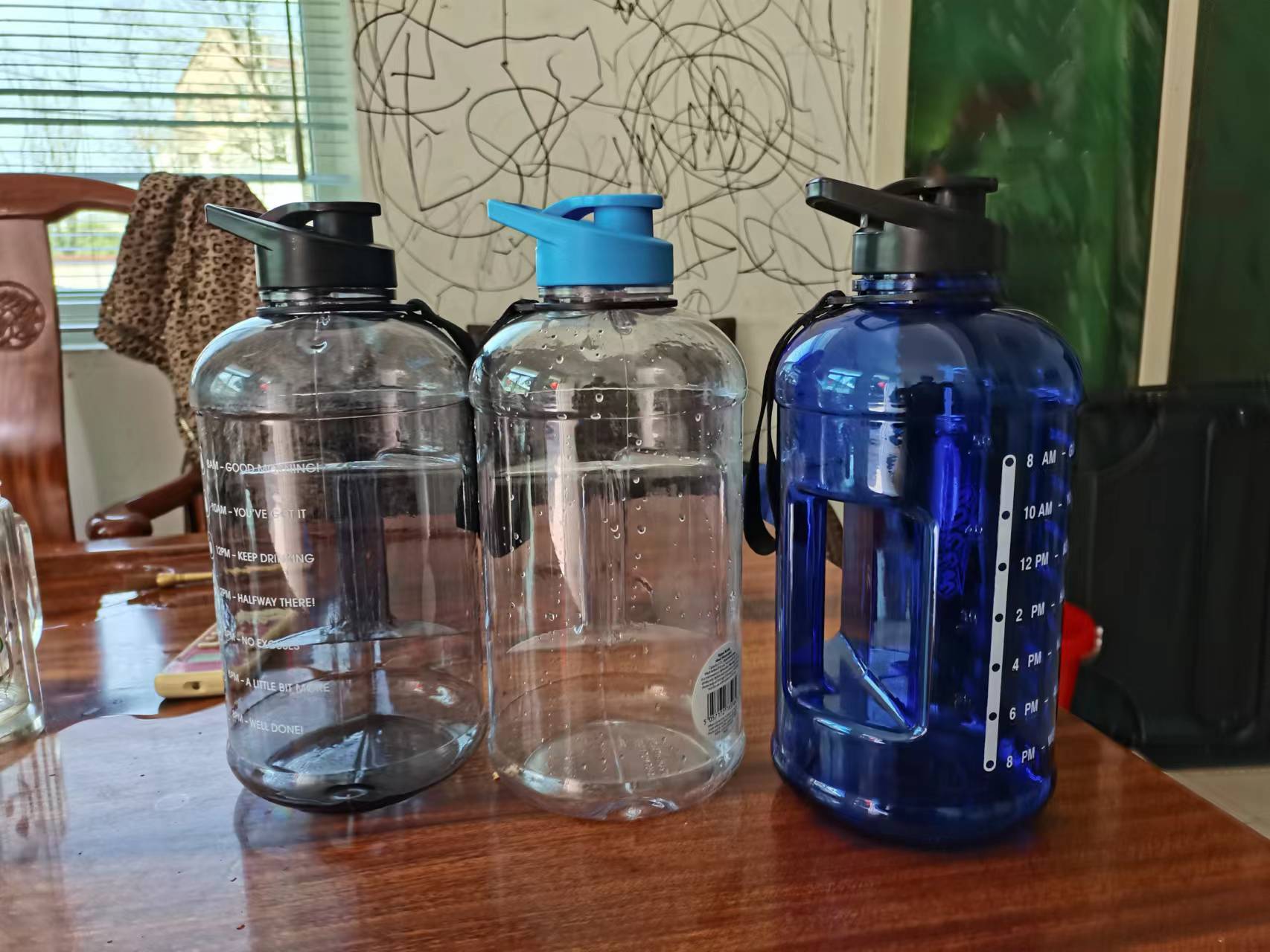 吨吨杯2200ml 手抓 运动水壶大容量水杯 元气水杯 东南亚印尼货源