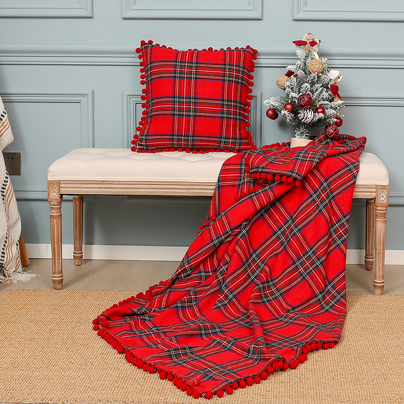 Hot Sale Christmas Holiday Style Nordic Style Knitted Plaid Fuzzy Ball Edge Cover Blanket Home Office Model Room Blanket