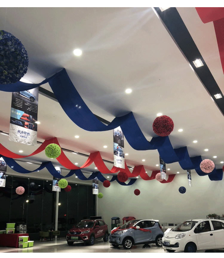 夏季美陈装饰商场汽车4s店售楼部展厅吊顶布幔彩带纱幔空中布置