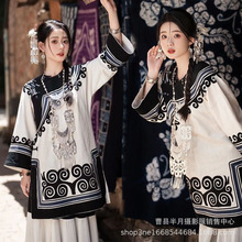 新款彝族服装秋季传统新中式中国风服饰旅拍少数民族写真摄影服装