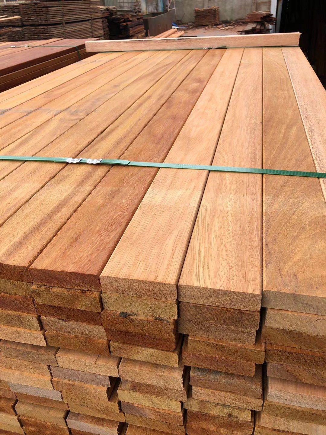 马来菠萝格 非洲菠萝格 防腐木厂家 长期供应 印尼菠萝格板材批发