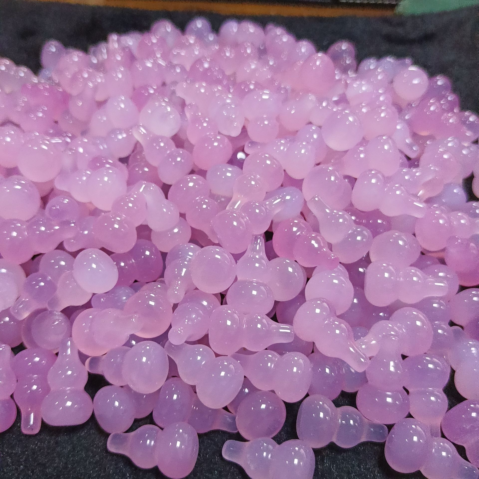 粉玛瑙玉髓文艺风气势葫芦 立体感吊坠优雅饰品配石diy高品质批发