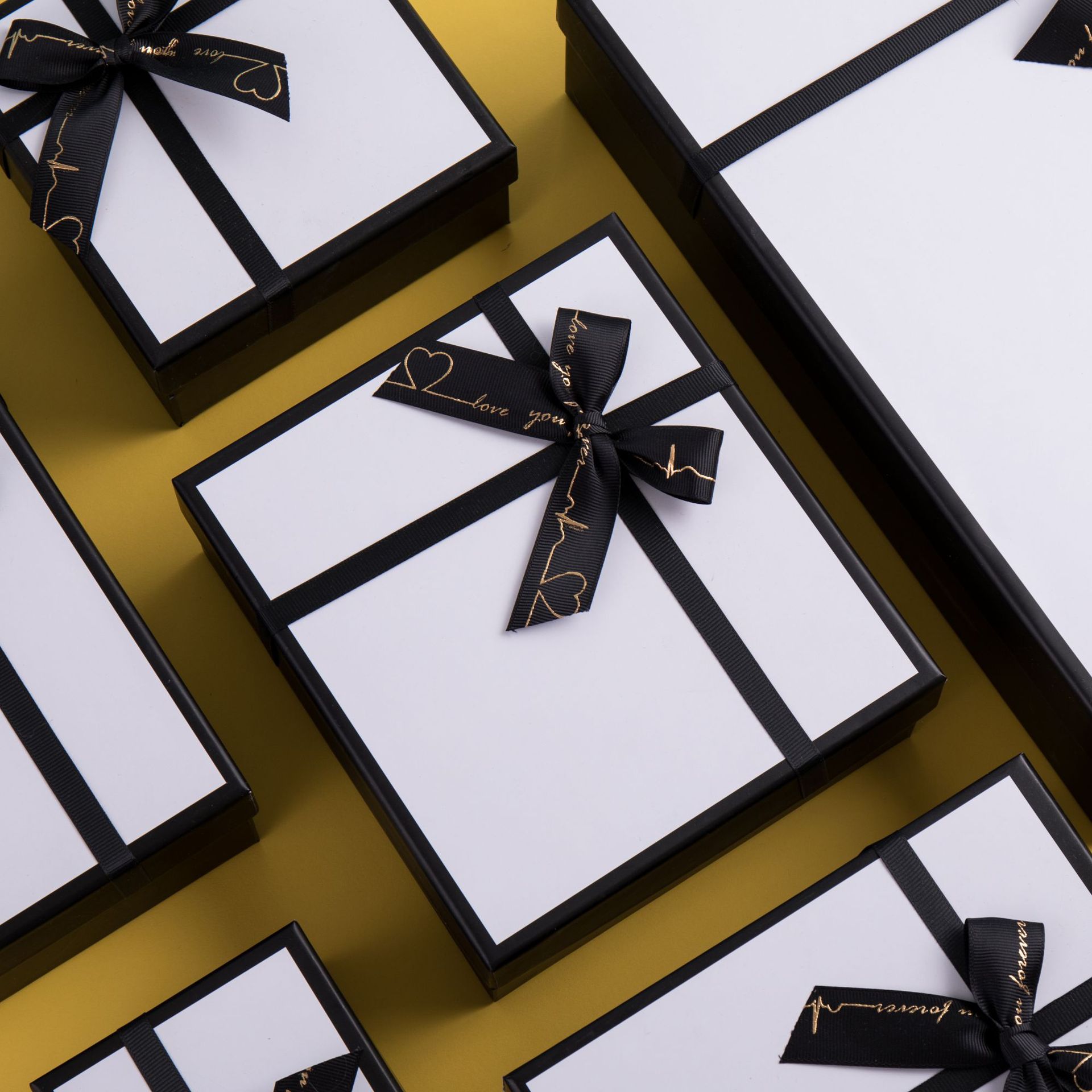 现货黑白色蝴蝶结伴手礼盒情人节日礼物盒化妆护肤品礼品盒