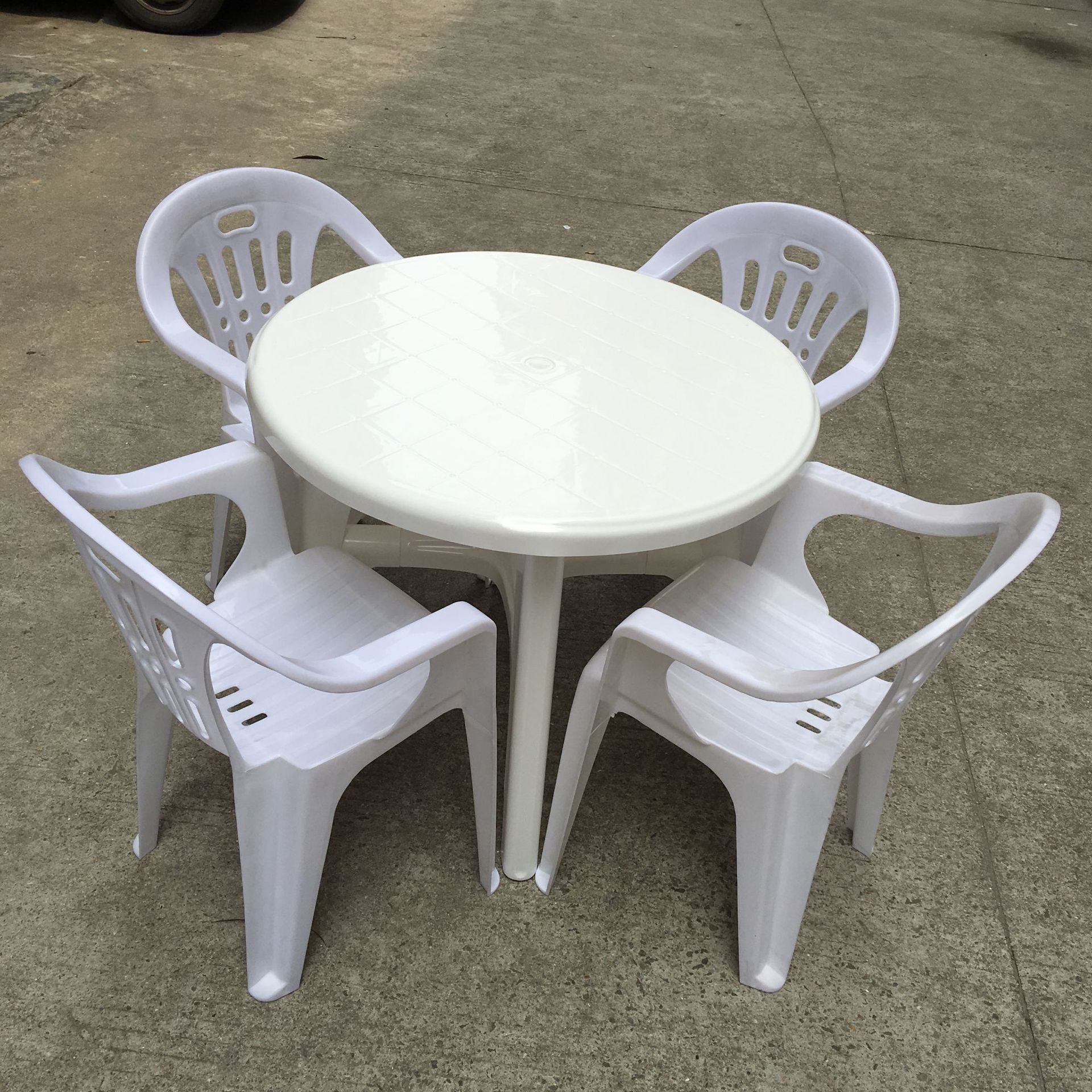 啤酒桌椅组合塑料圆桌 简易可拆式圆桌 室外大排档烧烤餐桌整套