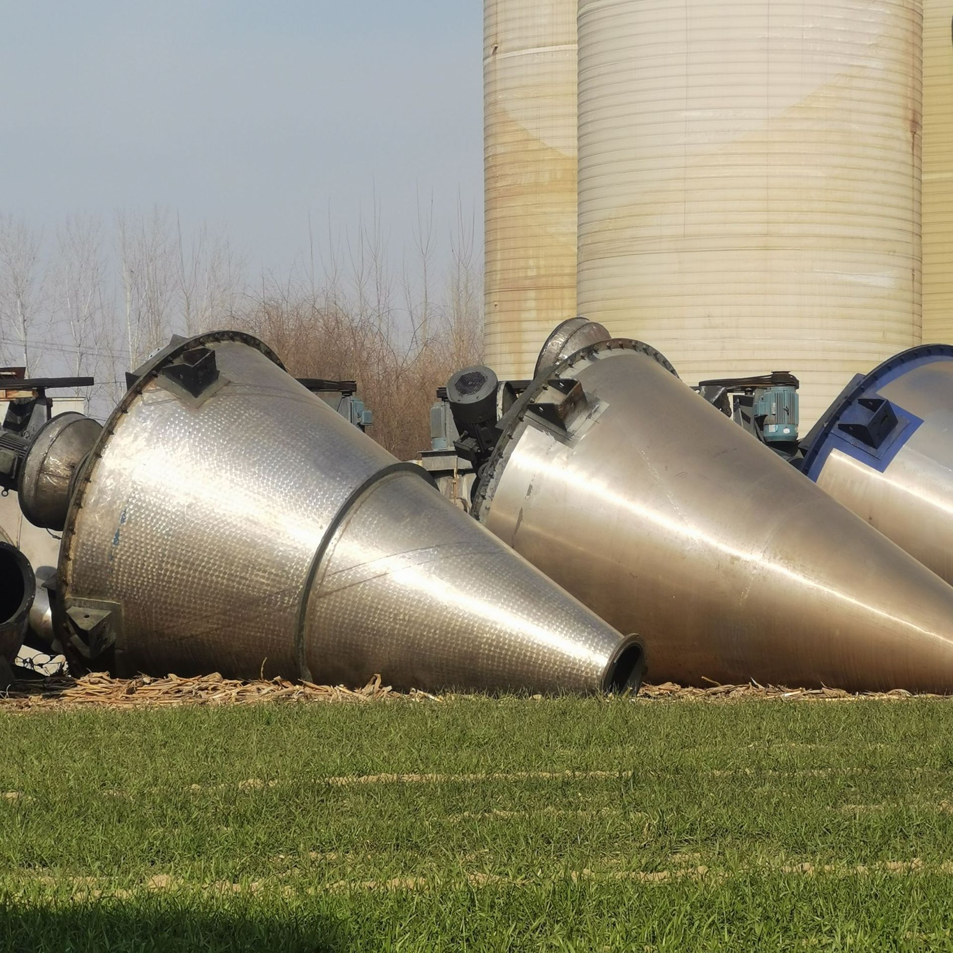 公转自转干粉双螺旋混合机 不锈钢立式双螺旋螺带塑料锥形混料机