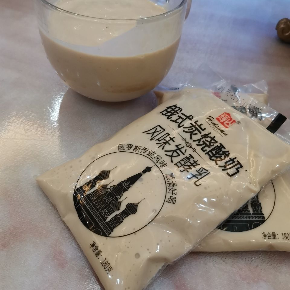 新日期辉山炭烧酸奶牛奶180ml袋俄罗斯炭烧风味益生菌