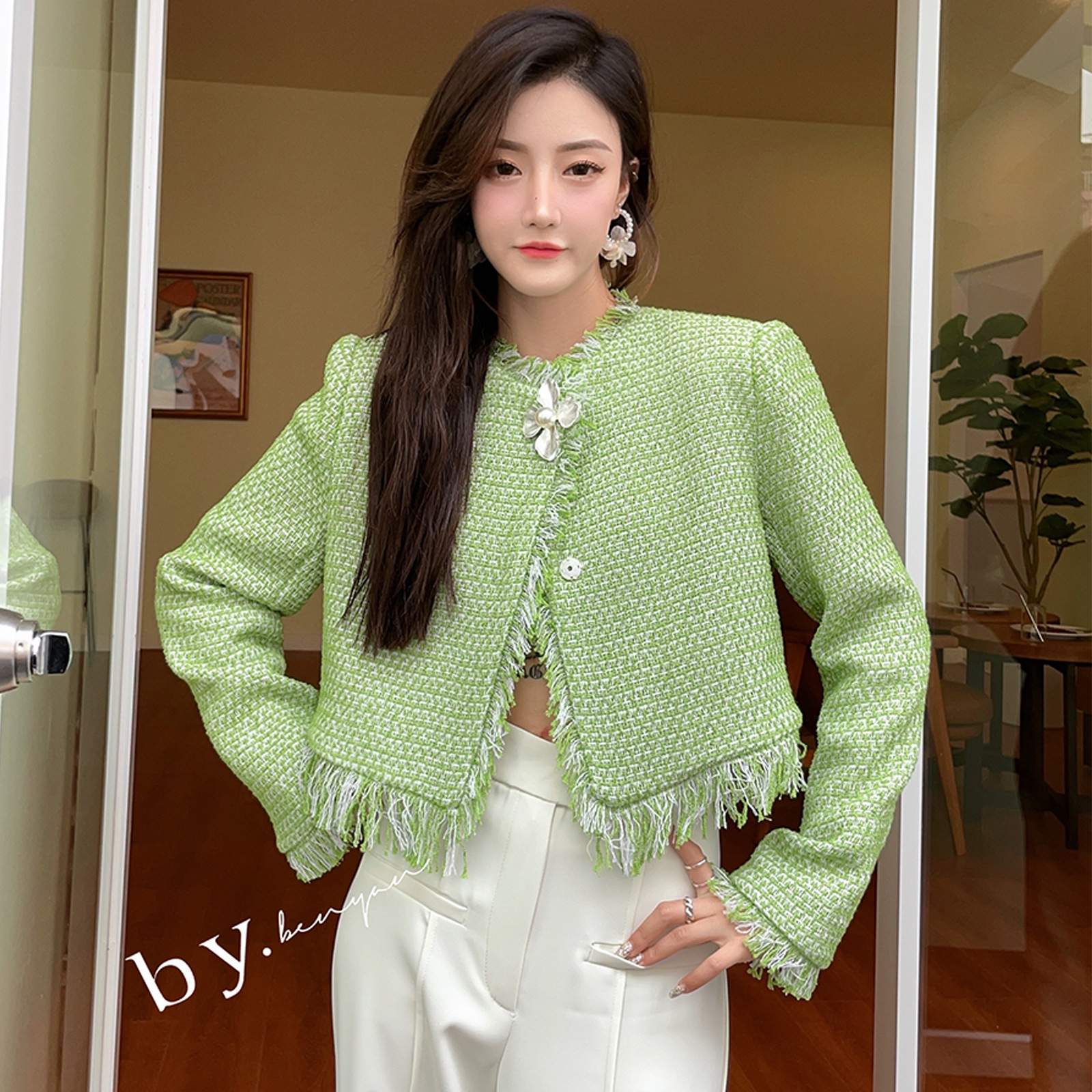 benyan本言2022春季新款气质小香风百搭短外套(配可拆花朵)9802