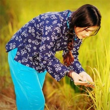 影视剧演出服装村姑阿庆嫂表演服农妇采茶女民族舞蹈服装碎花秧歌