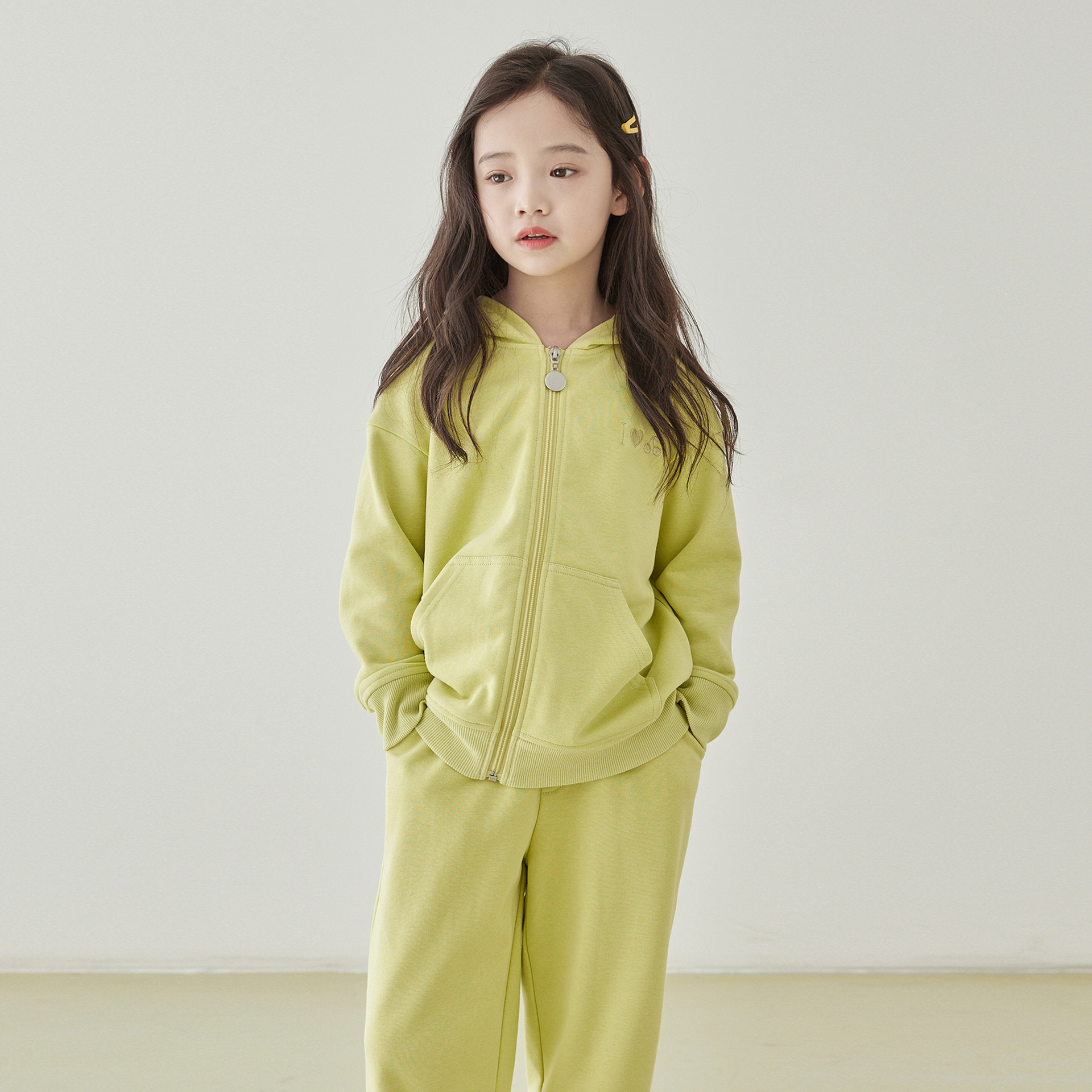 23春夏新款儿童卫衣套装小樱桃刺绣运动装纯色连帽外套运动裤