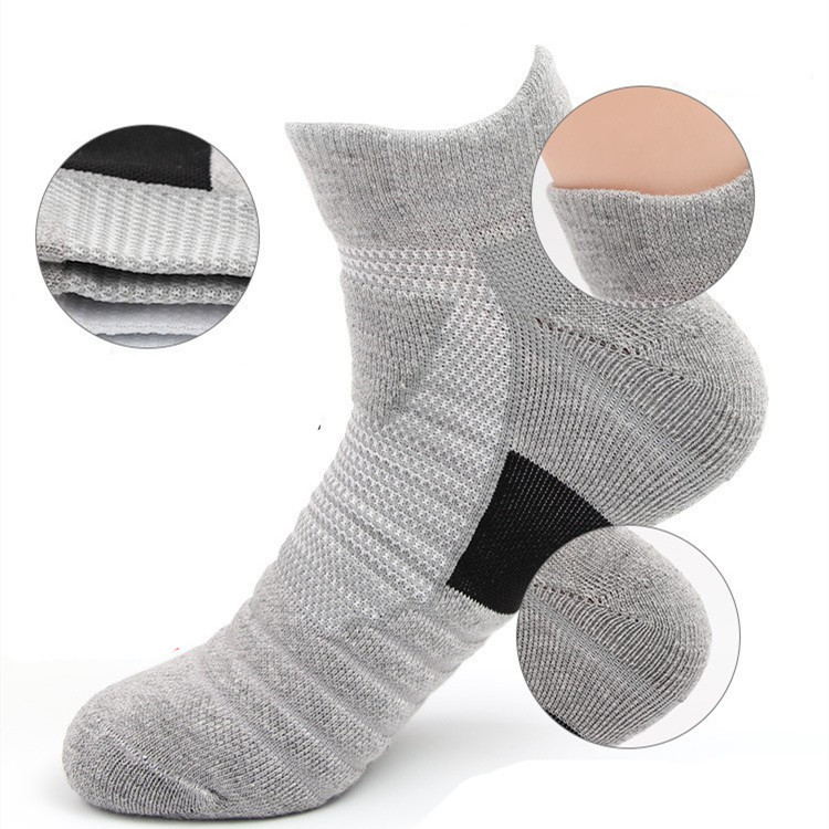 Sports Socks Men and Women Sweat-Absorbing Non-Slip Socks for Running Outdoor Socks Towel Bottom Ankle Socks Short Tube Elite Basketball Socks Men