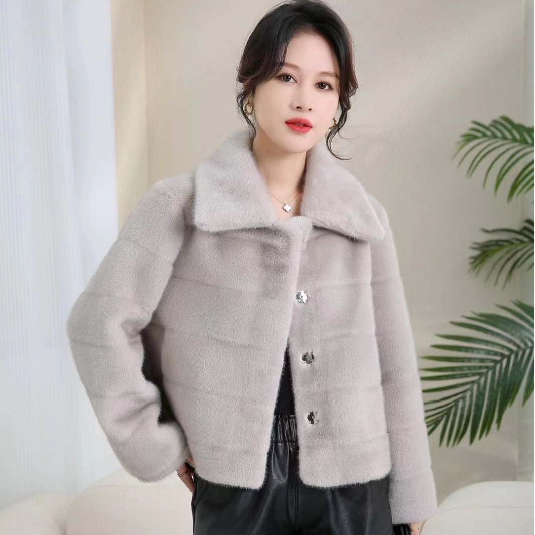 2032冬季新款高档皮毛一体外套女时尚气质百搭加厚保暖纯色上衣潮
