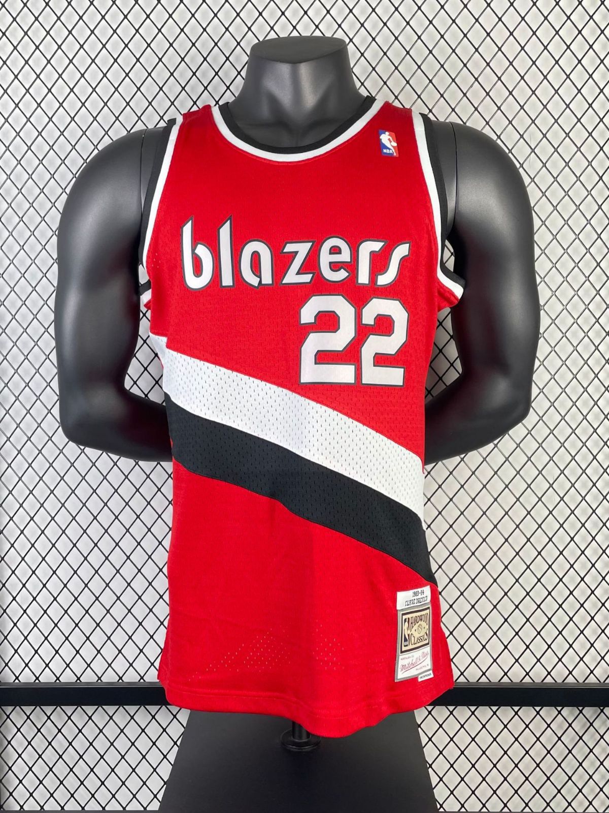 mn热压复古球衣:sw 开拓者队83/94赛季 22号 德雷德克nba球衣