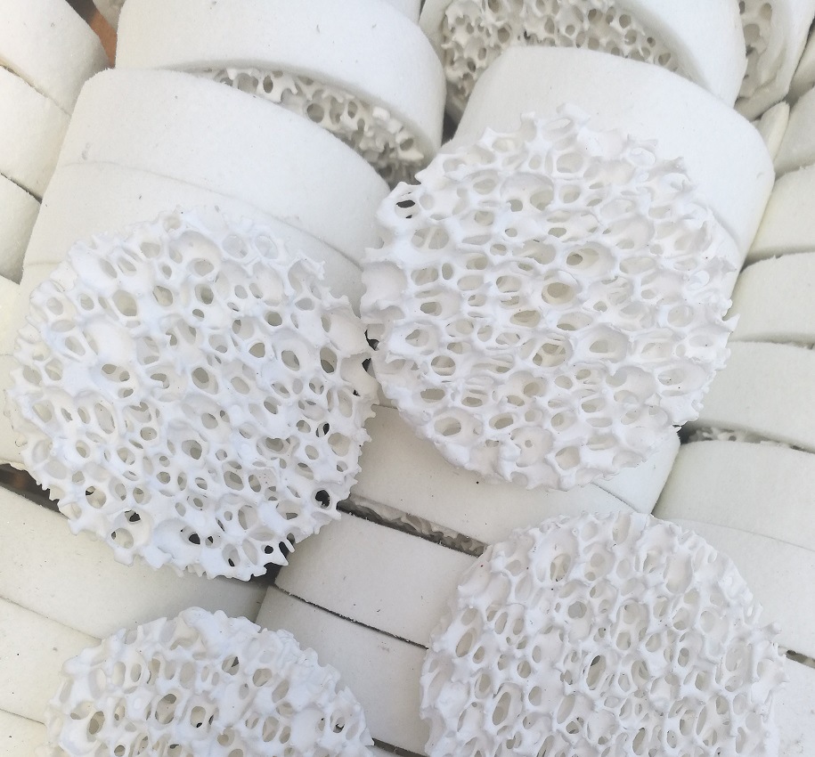 泡沫陶瓷过滤铸铁铸造碳化硅泡沫陶瓷过滤器耐高温耐火