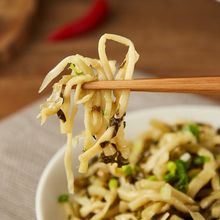 梅菜笋丝咸菜榨菜小袋装即食酱腌菜咸菜下饭菜吃粥小菜虫整箱批发