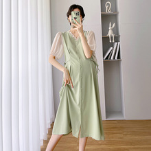 孕妇网红2022夏季韩版气质宽松显瘦假两件可哺乳设计感V领连衣裙