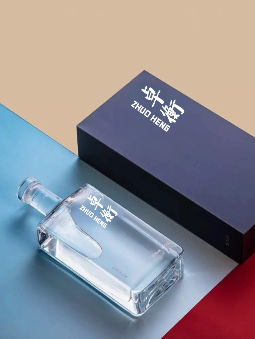 批发晶白料玻璃白酒瓶500ml观云酒瓶创意白酒瓶可做礼盒包装logo