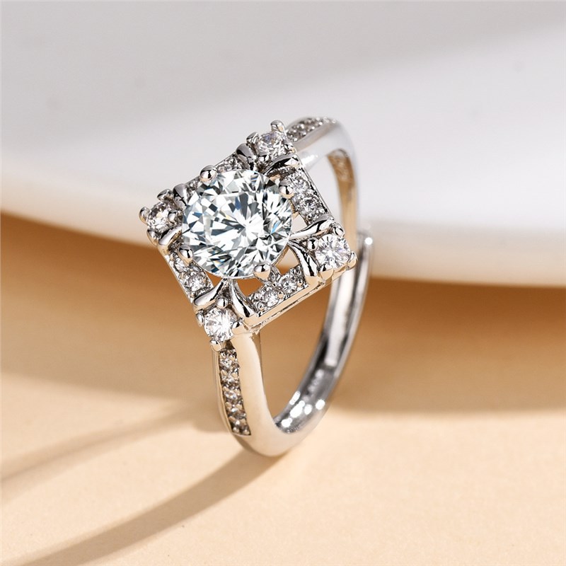 英伦复古群钻镶嵌方形1克拉钻戒女四角形设计克拉求婚订婚戒指女-阿里