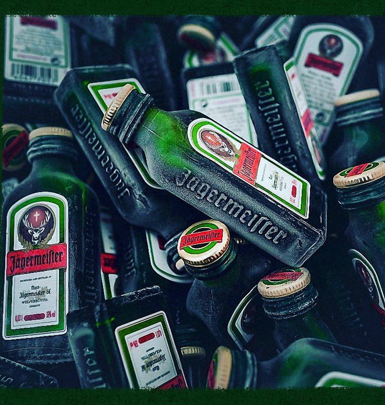 德国进口野格圣鹿利口酒小瓶力娇酒网红鹿头迷你小酒版20ml