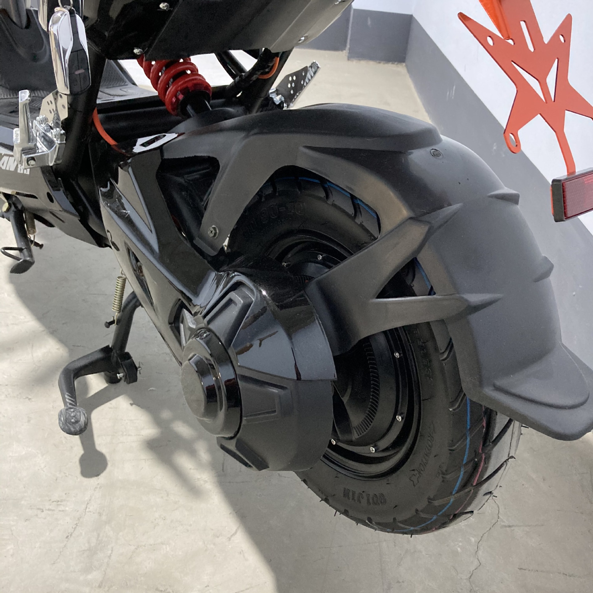 战狼电摩电动车72v电动摩托车大功率踏板车高速踏板车极客战警