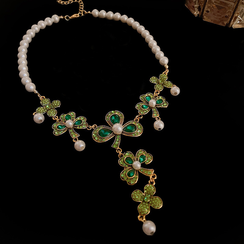 Silver Needle Mid-Ancient Vintage Green Diamond Butterfly Pearl Earrings Elegant Earrings Retro High-Grade Earrings for Women