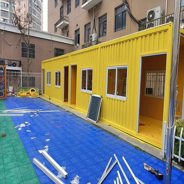 网红活动房民宿幼儿园岗亭集装箱太空舱钢结构集成房屋苹果仓木屋