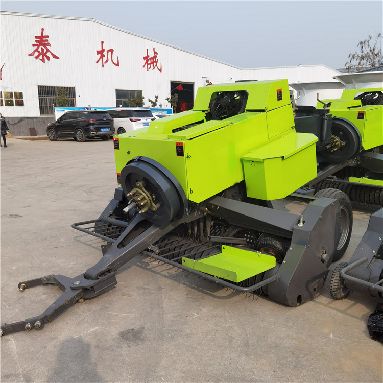 方捆草打捆机  50车带动的打捆机 自动捡拾