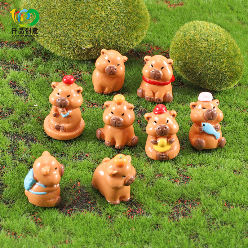 跨境可爱水豚卡皮巴拉公仔diy车载桌面小摆件装饰配件