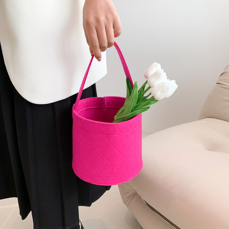 Korean Style Popular Felt round Small Bucket Bag Women's Bag 2023 Spring Fashion Sweet Rhombus Embossed Handbag