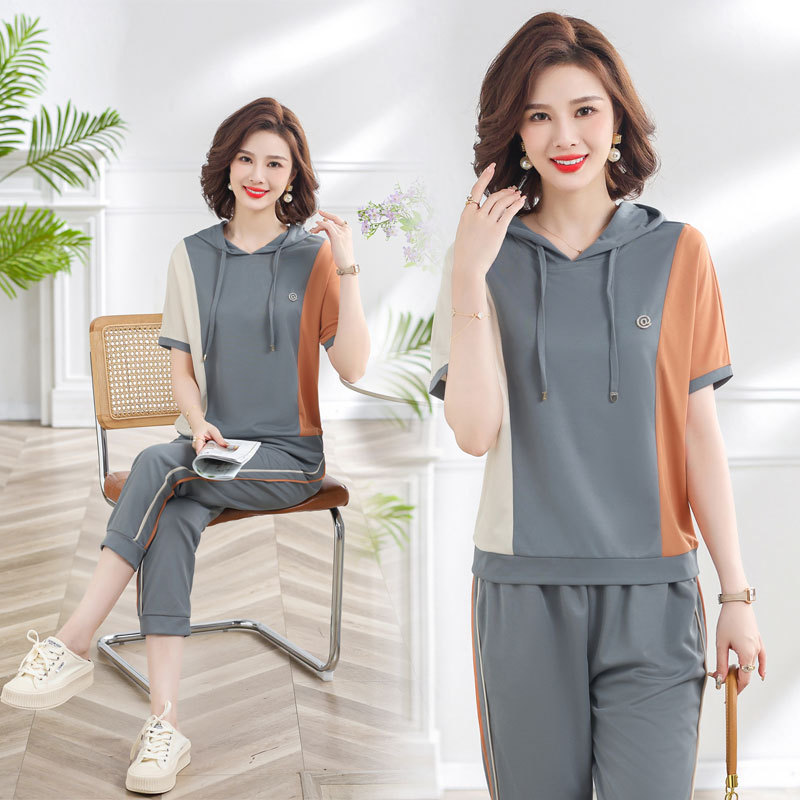 年轻妈妈夏装时尚卫衣中年女装休闲运动服中老年夏天吸汗大码套装